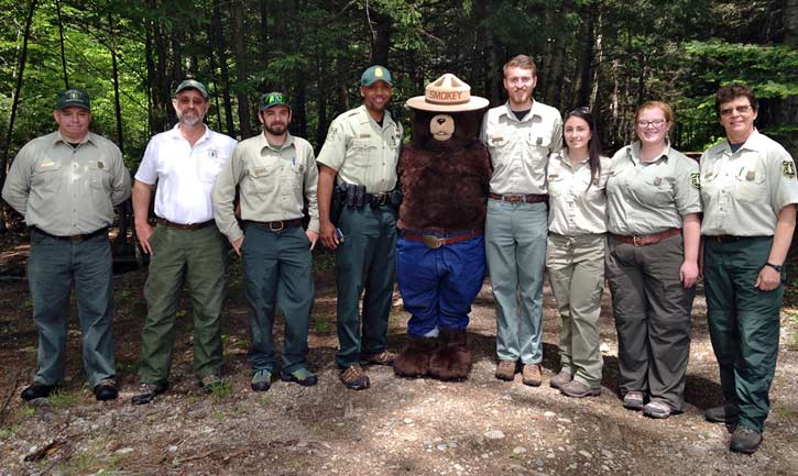 US Forest Rangers team up with Smokey Bear